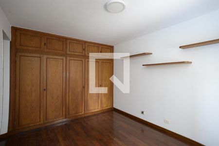 Apartamento à venda com 241m², 4 quartos e 3 vagasQuarto 3