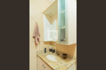 Casa à venda com 156m², 3 quartos e 2 vagasBanheiro Social 2