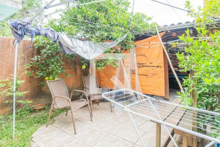 Casa à venda com 156m², 3 quartos e 2 vagasQuintal