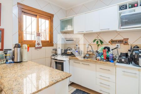 Casa à venda com 156m², 3 quartos e 2 vagasCozinha