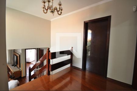Casa à venda com 240m², 4 quartos e 3 vagasHall