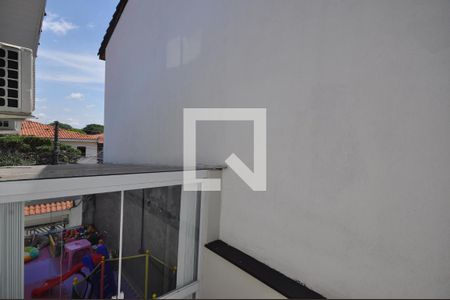 Casa à venda com 240m², 4 quartos e 3 vagasVista da Suíte 2