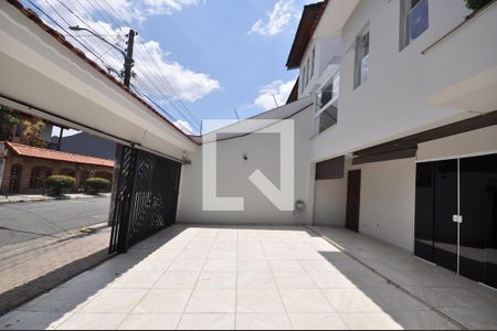 Casa à venda com 240m², 4 quartos e 3 vagasGaragem