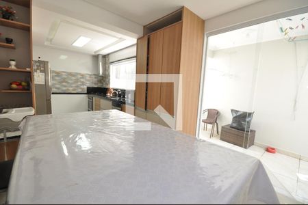 Casa à venda com 240m², 4 quartos e 3 vagasCozinha