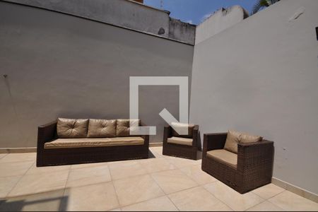 Casa à venda com 240m², 4 quartos e 3 vagasQuintal