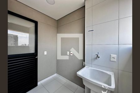 Apartamento à venda com 127m², 3 quartos e 2 vagas Apartamento à venda com 127m², 3 quartos e 2 vagasÁrea de Serviço