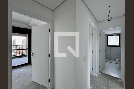 Apartamento à venda com 127m², 3 quartos e 2 vagas Apartamento à venda com 127m², 3 quartos e 2 vagasCorredor Quartos