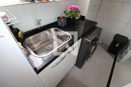 Apartamento à venda com 75m², 3 quartos e 1 vagaÁrea de Serviço