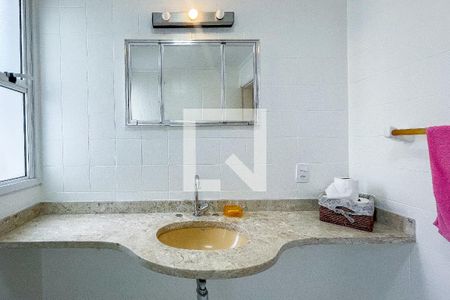 Apartamento à venda com 72m², 2 quartos e 1 vaga Apartamento à venda com 72m², 2 quartos e 1 vagaBanheiro