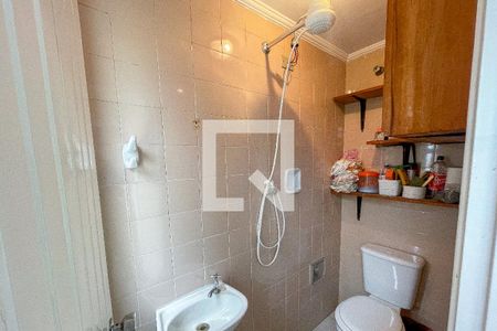 Apartamento à venda com 72m², 2 quartos e 1 vaga Apartamento à venda com 72m², 2 quartos e 1 vagaBanheiro de serviço