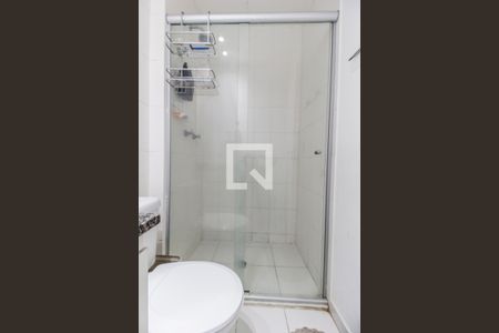 Apartamento à venda com 76m², 2 quartos e 1 vaga Apartamento à venda com 76m², 2 quartos e 1 vagaBanheiro