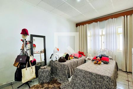Casa à venda com 150m², 4 quartos e 3 vagas Casa à venda com 150m², 4 quartos e 3 vagasQuarto 3