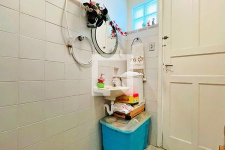 Casa à venda com 150m², 4 quartos e 3 vagas Casa à venda com 150m², 4 quartos e 3 vagasBanheiro de serviço