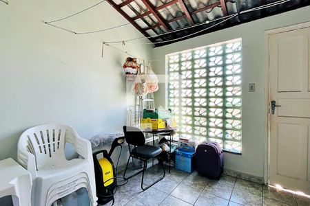 Casa à venda com 150m², 4 quartos e 3 vagas Casa à venda com 150m², 4 quartos e 3 vagasÁrea de Serviço