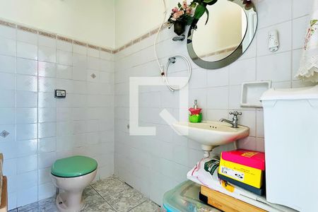 Casa à venda com 150m², 4 quartos e 3 vagas Casa à venda com 150m², 4 quartos e 3 vagasBanheiro de serviço