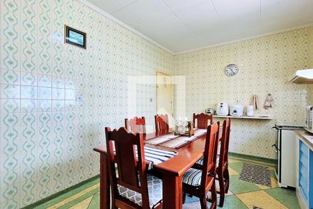Casa à venda com 150m², 4 quartos e 3 vagas Casa à venda com 150m², 4 quartos e 3 vagasCozinha