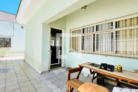 Casa à venda com 150m², 4 quartos e 3 vagas Casa à venda com 150m², 4 quartos e 3 vagasQuintal