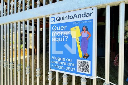 Casa à venda com 150m², 4 quartos e 3 vagas Casa à venda com 150m², 4 quartos e 3 vagasNAOR-266