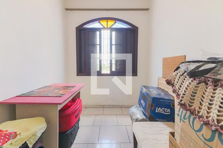 Casa à venda com 138m², 4 quartos e 2 vagas Casa à venda com 138m², 4 quartos e 2 vagasQuarto 4