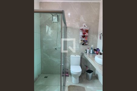 Casa à venda com 270m², 3 quartos e 6 vagas