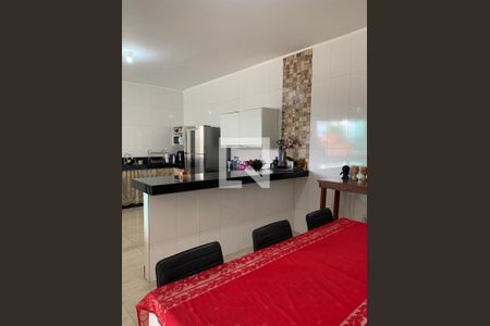 Casa à venda com 270m², 3 quartos e 6 vagas