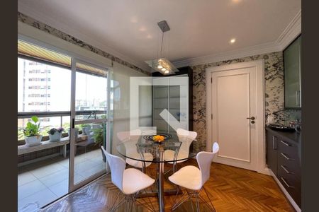 Apartamento à venda com 326m², 3 quartos e 4 vagas