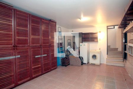 Casa à venda com 420m², 5 quartos e 2 vagasBox Garagem Interna