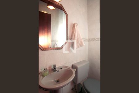 Casa à venda com 420m², 5 quartos e 2 vagasBanheiro 5 Lavabo Social