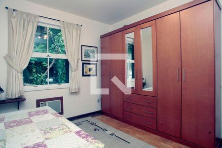 Casa à venda com 420m², 5 quartos e 2 vagasQuarto 3 Suíte Americana