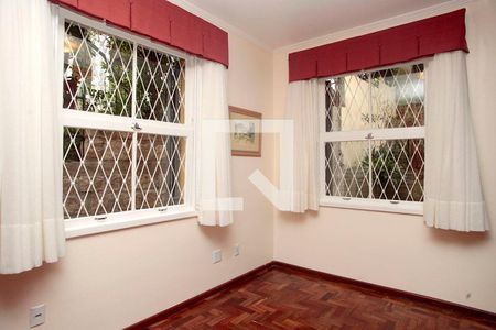 Casa à venda com 420m², 5 quartos e 2 vagasQuarto 6Quarto 6 Escritório