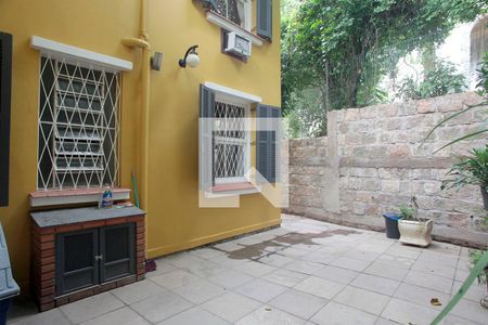 Casa à venda com 420m², 5 quartos e 2 vagasPátio