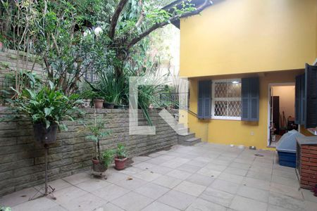 Casa à venda com 420m², 5 quartos e 2 vagasPátio