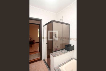 Casa à venda com 420m², 5 quartos e 2 vagasBanheiro 3