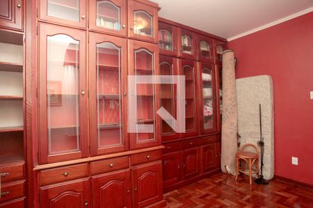 Casa à venda com 420m², 5 quartos e 2 vagasQuarto 6 Escritório