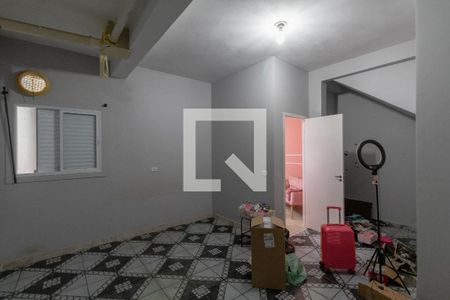 Casa à venda com 208m², 5 quartos e 3 vagas Casa à venda com 208m², 5 quartos e 3 vagasSalão - Quarto