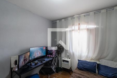Casa à venda com 208m², 5 quartos e 3 vagas Casa à venda com 208m², 5 quartos e 3 vagasQuarto 1