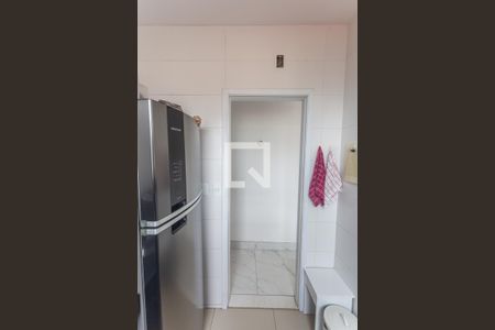 Apartamento à venda com 129m², 3 quartos e 2 vagas Apartamento à venda com 129m², 3 quartos e 2 vagasCozinha