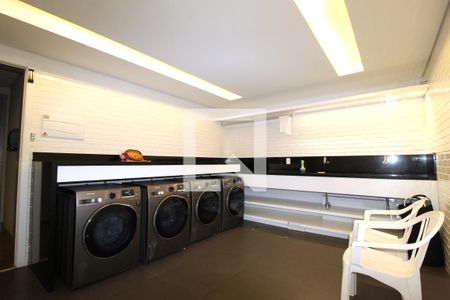 Apartamento à venda com 85m², 2 quartos e 2 vagasÁrea Comum - Lavanderia