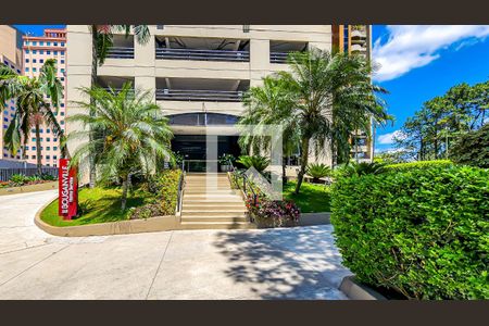 Apartamento à venda com 120m², 1 quarto e 1 vaga Apartamento à venda com 120m², 1 quarto e 1 vagaFachada