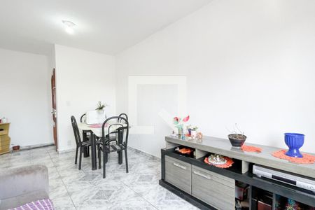 Sala  de apartamento para alugar com 2 quartos, 70m² em Santa Terezinha, São Bernardo do Campo