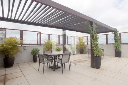 Apartamento à venda com 64m², 2 quartos e 1 vagaÁrea Comum - Rooftop
