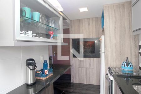 Apartamento à venda com 64m², 2 quartos e 1 vagaCozinha + Área de Serviço