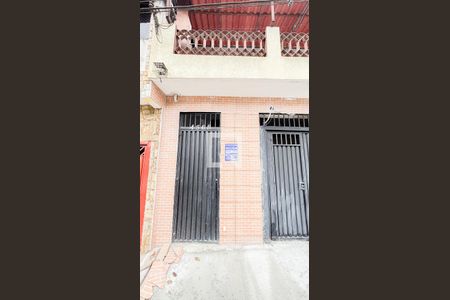 Apartamento para alugar com 65m², 2 quartos e sem vagaFachada