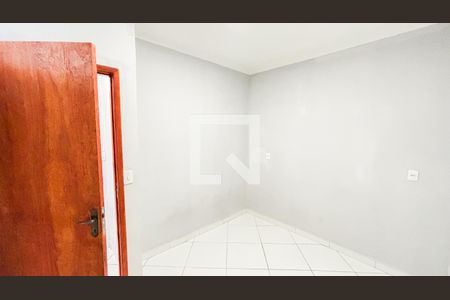 Quarto 1 de apartamento para alugar com 2 quartos, 65m² em Jardim Ipanema, Santo André