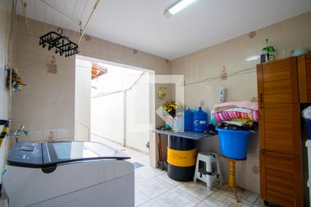 Casa à venda com 121m², 3 quartos e 3 vagas Casa à venda com 121m², 3 quartos e 3 vagasÁrea de serviço