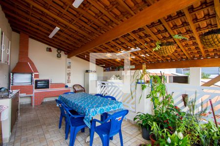 Casa à venda com 121m², 3 quartos e 3 vagas Casa à venda com 121m², 3 quartos e 3 vagasEspaço gourmet