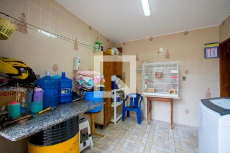 Casa à venda com 121m², 3 quartos e 3 vagas Casa à venda com 121m², 3 quartos e 3 vagasÁrea de serviço