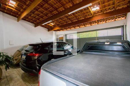 Casa à venda com 121m², 3 quartos e 3 vagas Casa à venda com 121m², 3 quartos e 3 vagasGaragem