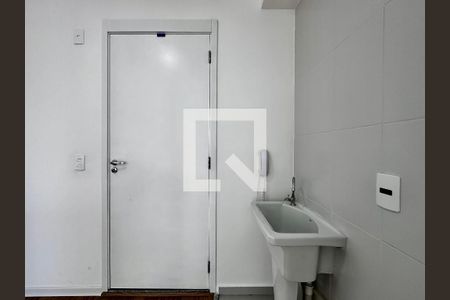 Apartamento à venda com 27m², 1 quarto e sem vaga Apartamento à venda com 27m², 1 quarto e sem vagaÁrea de Serviço