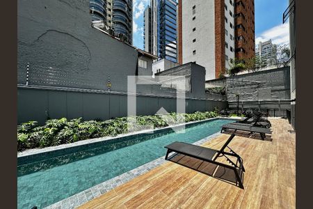 Apartamento à venda com 27m², 1 quarto e sem vaga Apartamento à venda com 27m², 1 quarto e sem vagaPiscina